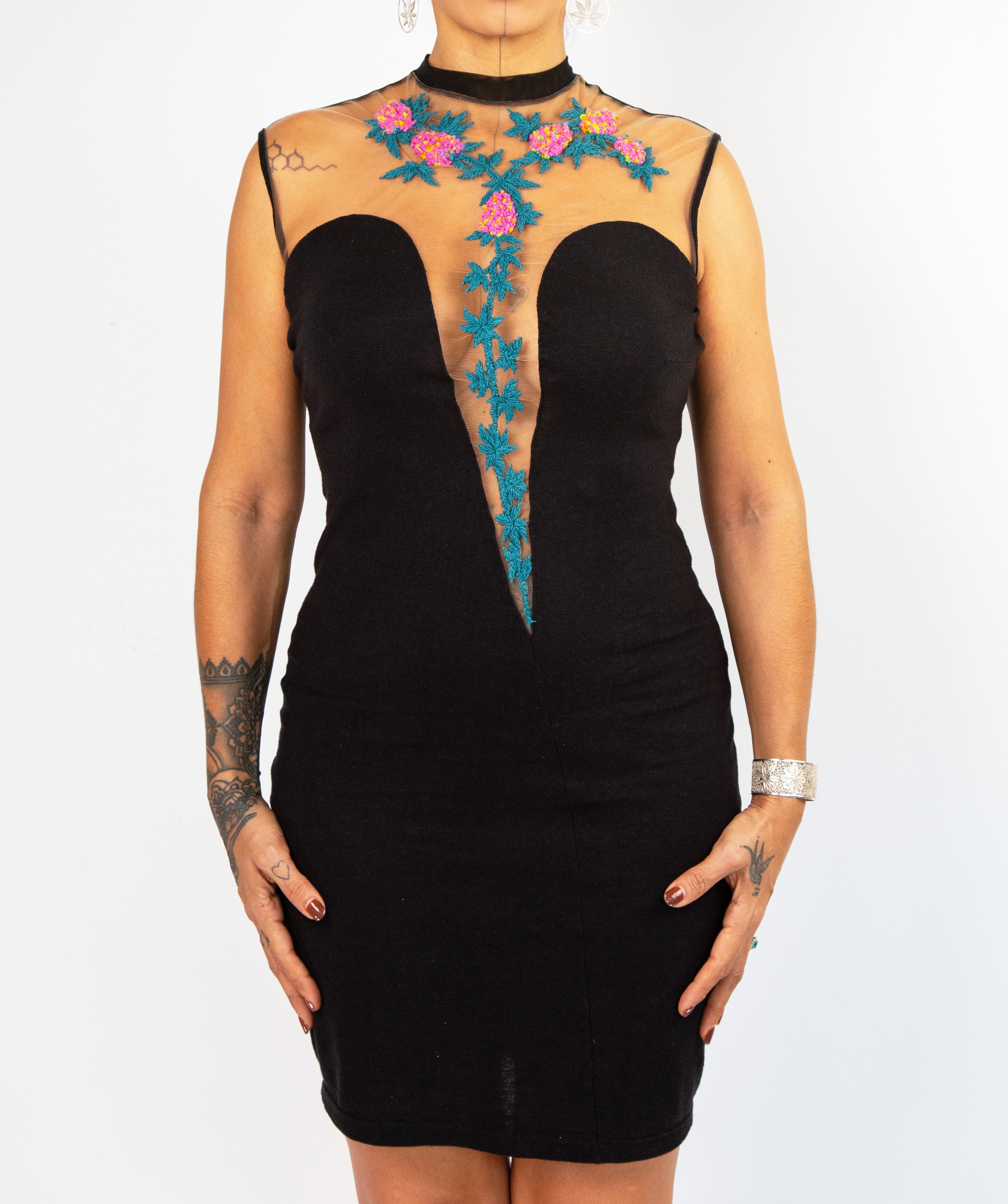 Vestido Punto Rojo – Cáñamo & Algodón con Bordado Bonanza Marimbera