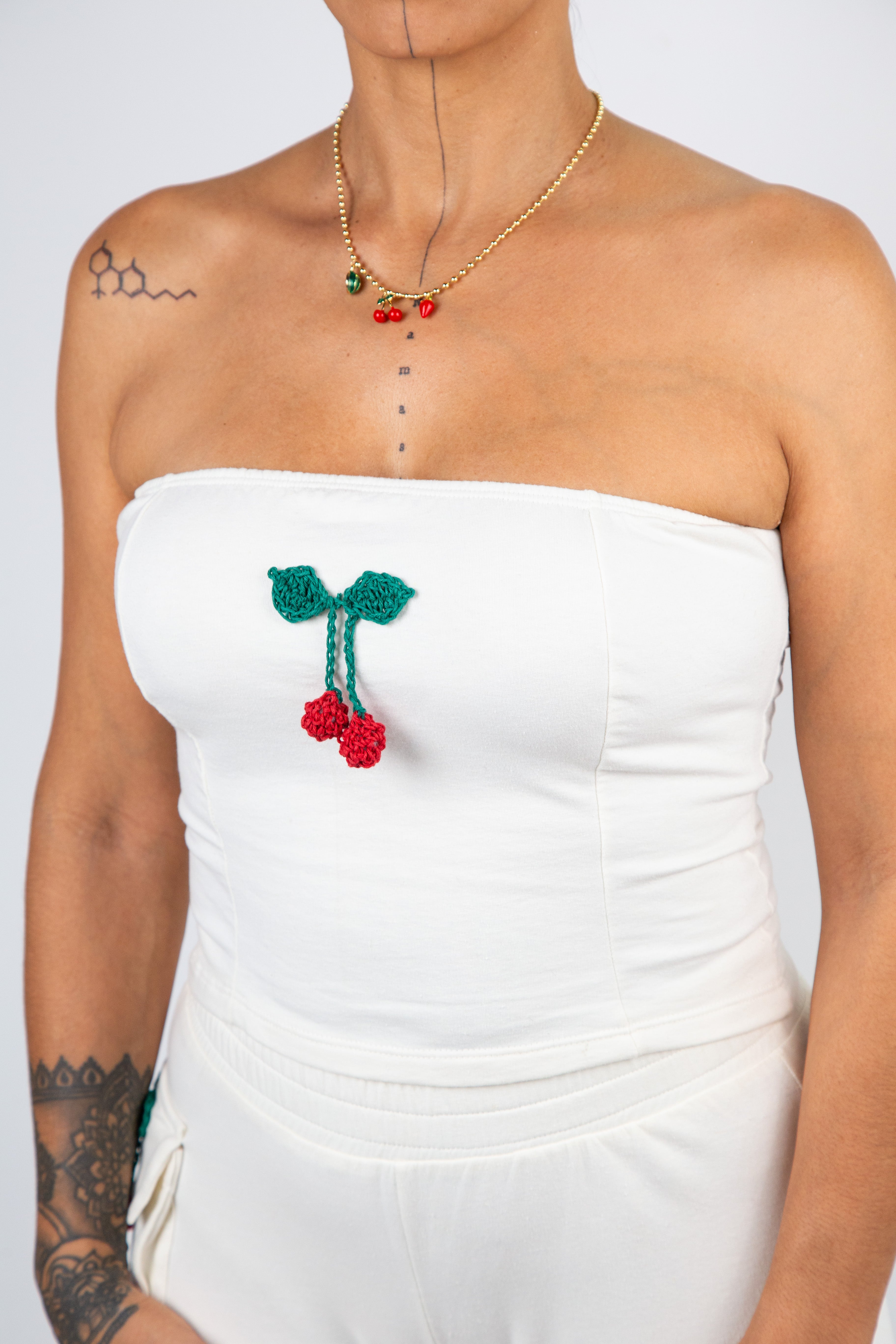 👚 Blusa “La cereza del abrazo”