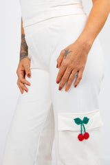 🍒 Pantalón “La cereza del movimiento” – Comodidad consciente con arte natural