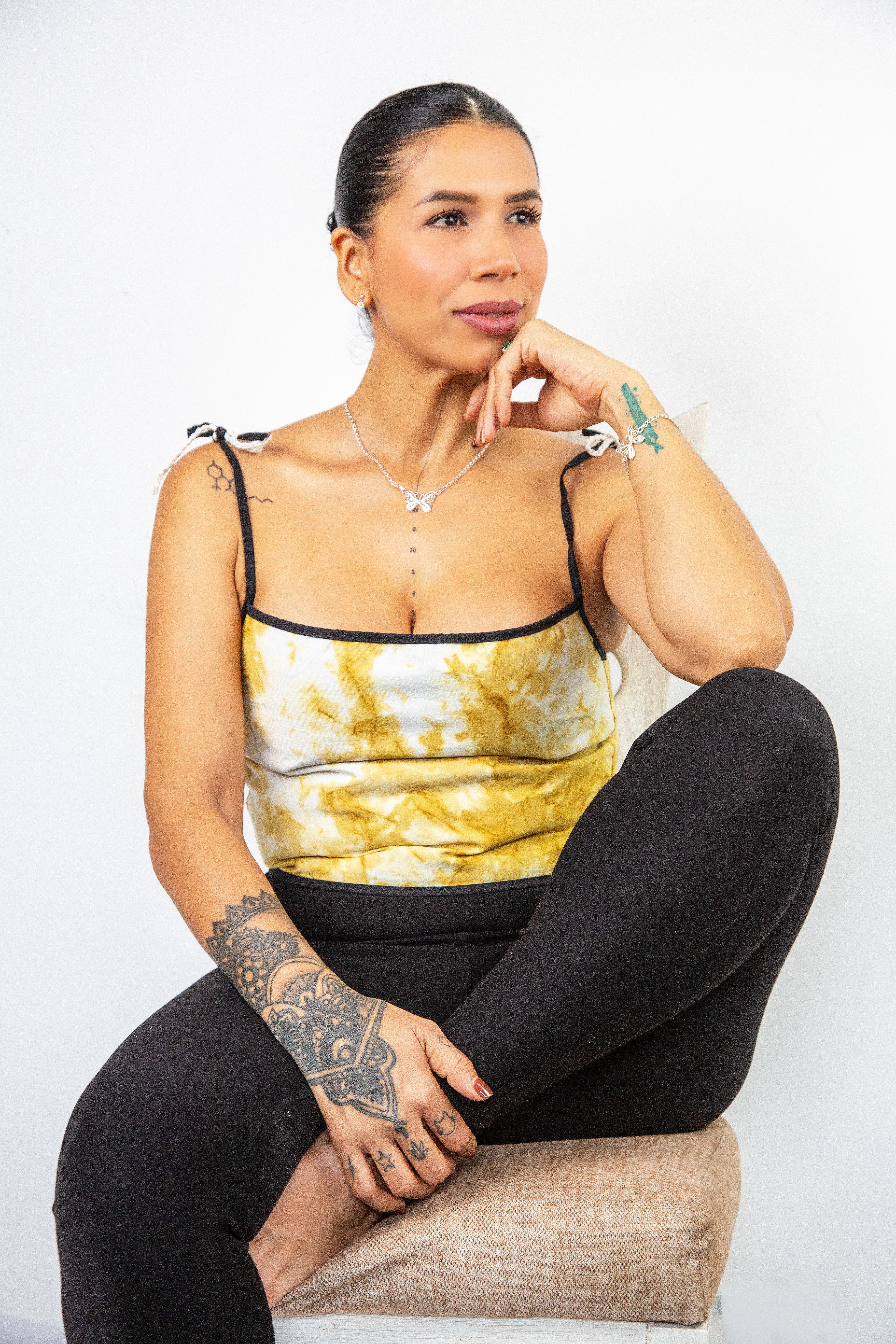 BLUSA THAI AMARILLA DESCOLORIDA